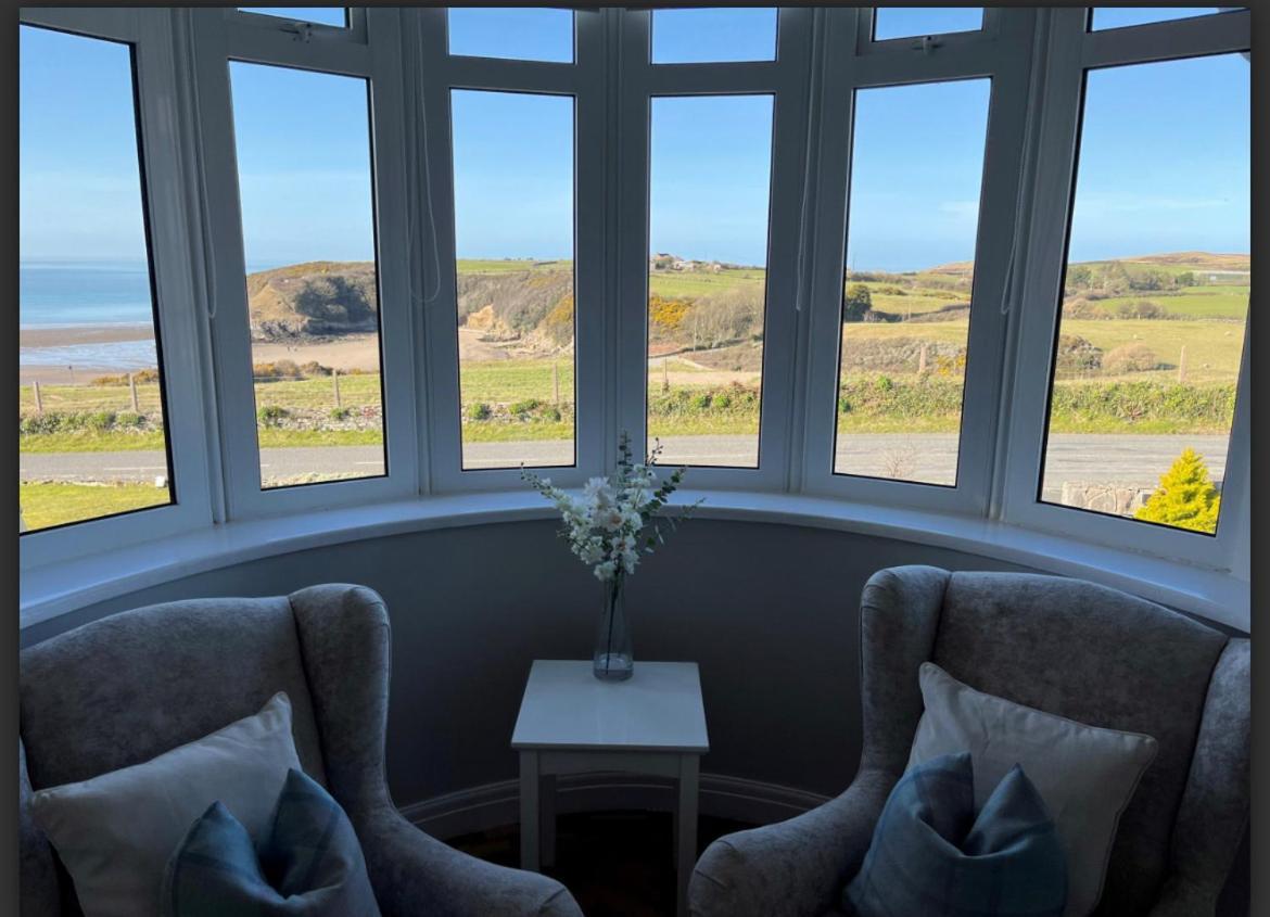 Castellor Bed & Breakfast Cemaes Bay Bagian luar foto