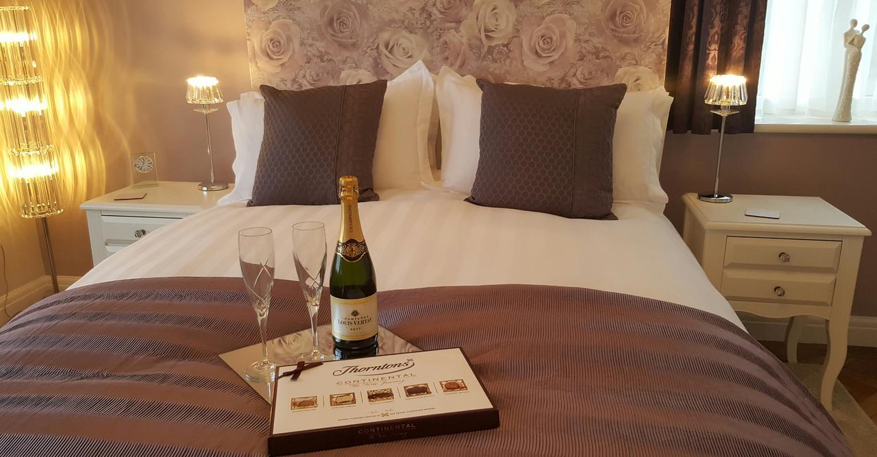 Castellor Bed & Breakfast Cemaes Bay Bagian luar foto
